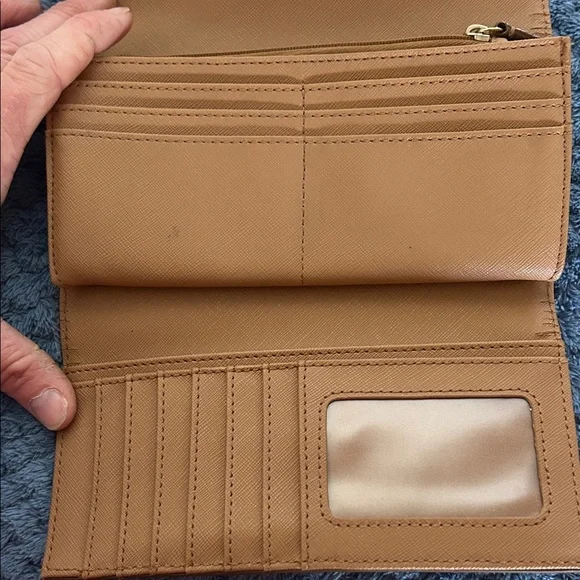 Fossil Floral Pattern Leather Wallet in Coral, Olive & Tan - Picture 4 of 4